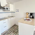 Maison 150m De La Plage, Piscine, Wifi, Parking - Fr-1-231-202 펜션