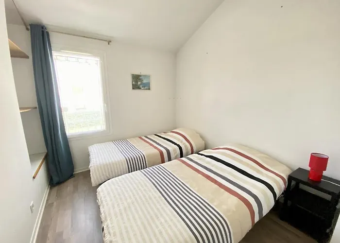 Maison 150m De La Plage, Piscine, Wifi, Parking - Fr-1-231-202 *